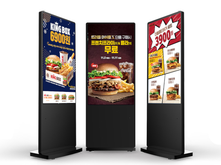 Standing-digital-display-5